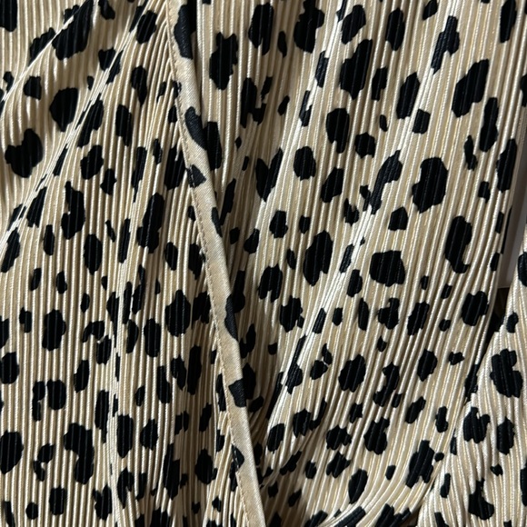 Body suit - Picture 3 of 4